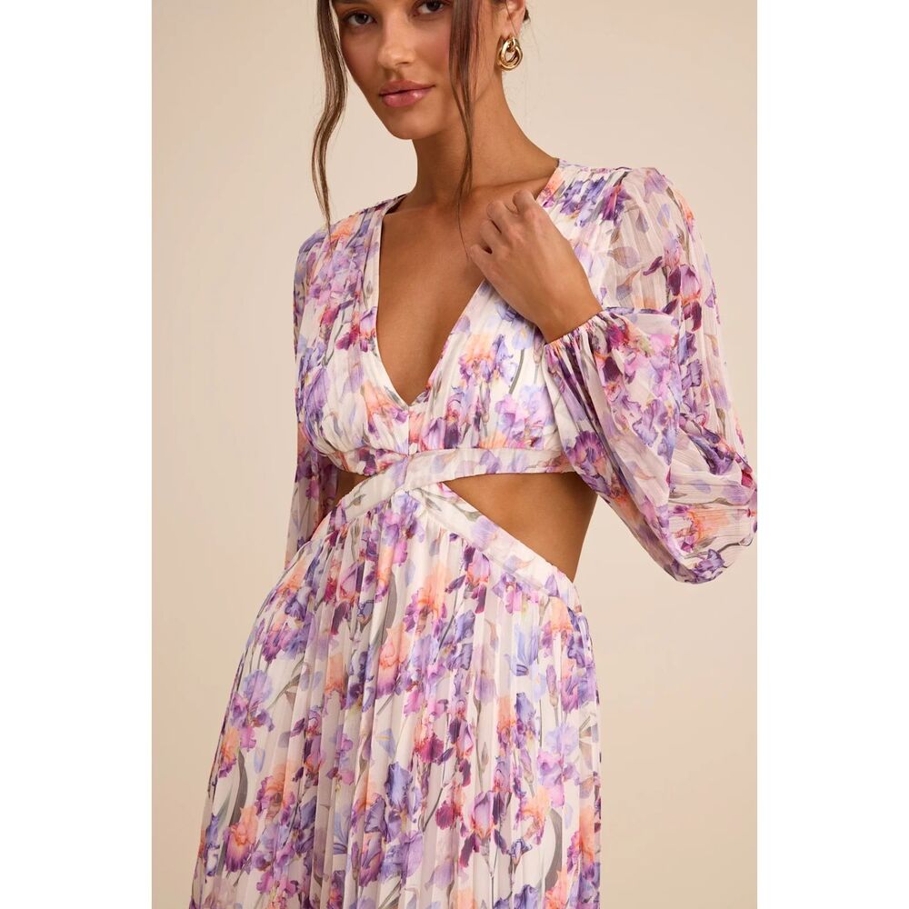 Lulus Melea Ivory and Purple Floral Pleated Cutout Maxi Dress Size Small - Picture 5 of 9